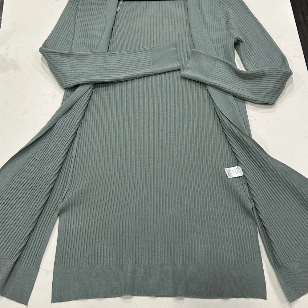 Open Front Ribbed Cardigan in Foam Green - Picture 5 of 7